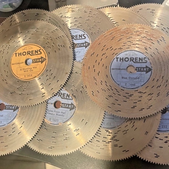 VTG Thorens Metal Disc Wind Up Music Box With 11 Discs 205442761028 - Picture 5 of 8